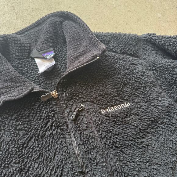 Men's Vintage Patagonia Black Body Rug Pullover Deep Pile Fleece Jacket Sz Small - Picture 9 of 9